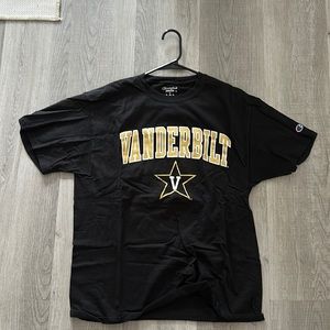 Vanderbilt University Men’s Large T shirt